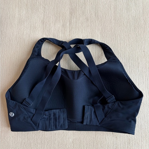 Lululemon Energy High Support Bra Size
34DD Color Navy Blue Like New
Condition - Picture 2 of 3